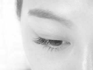 下まつ毛
